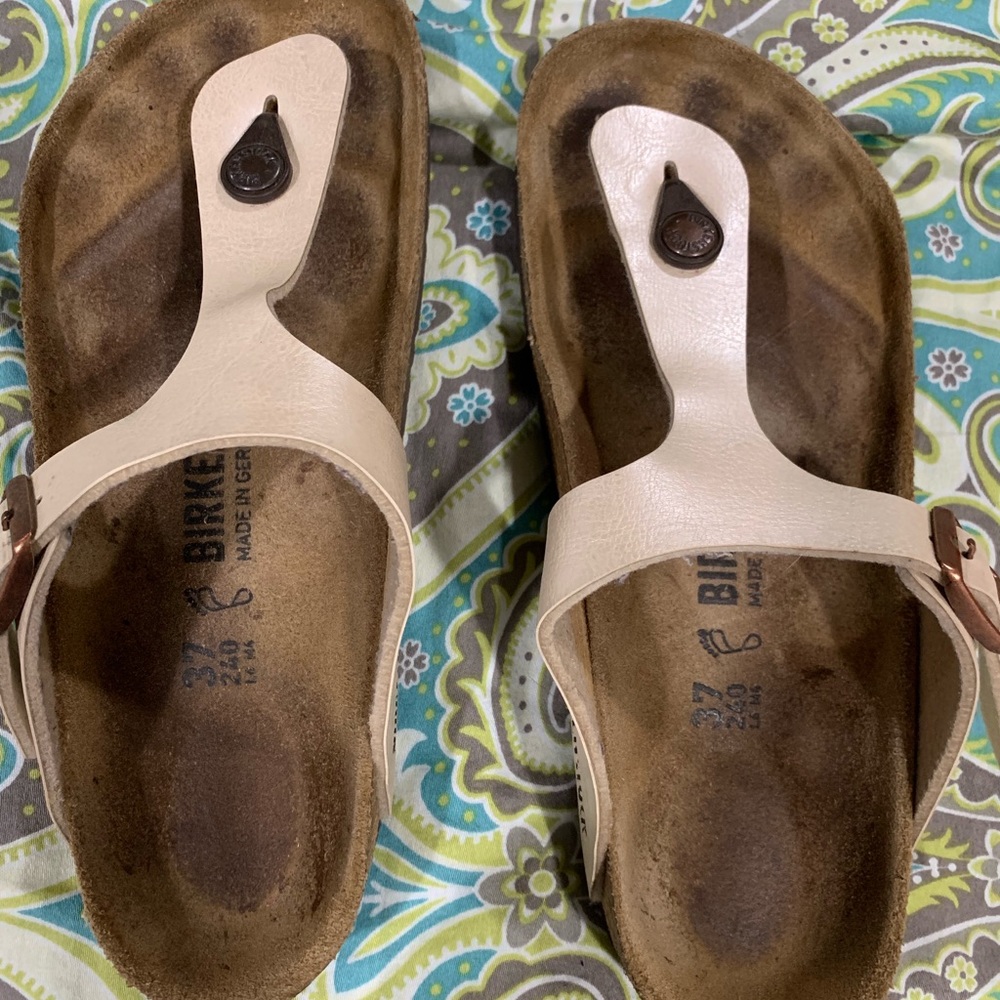 Birkenstock thongs